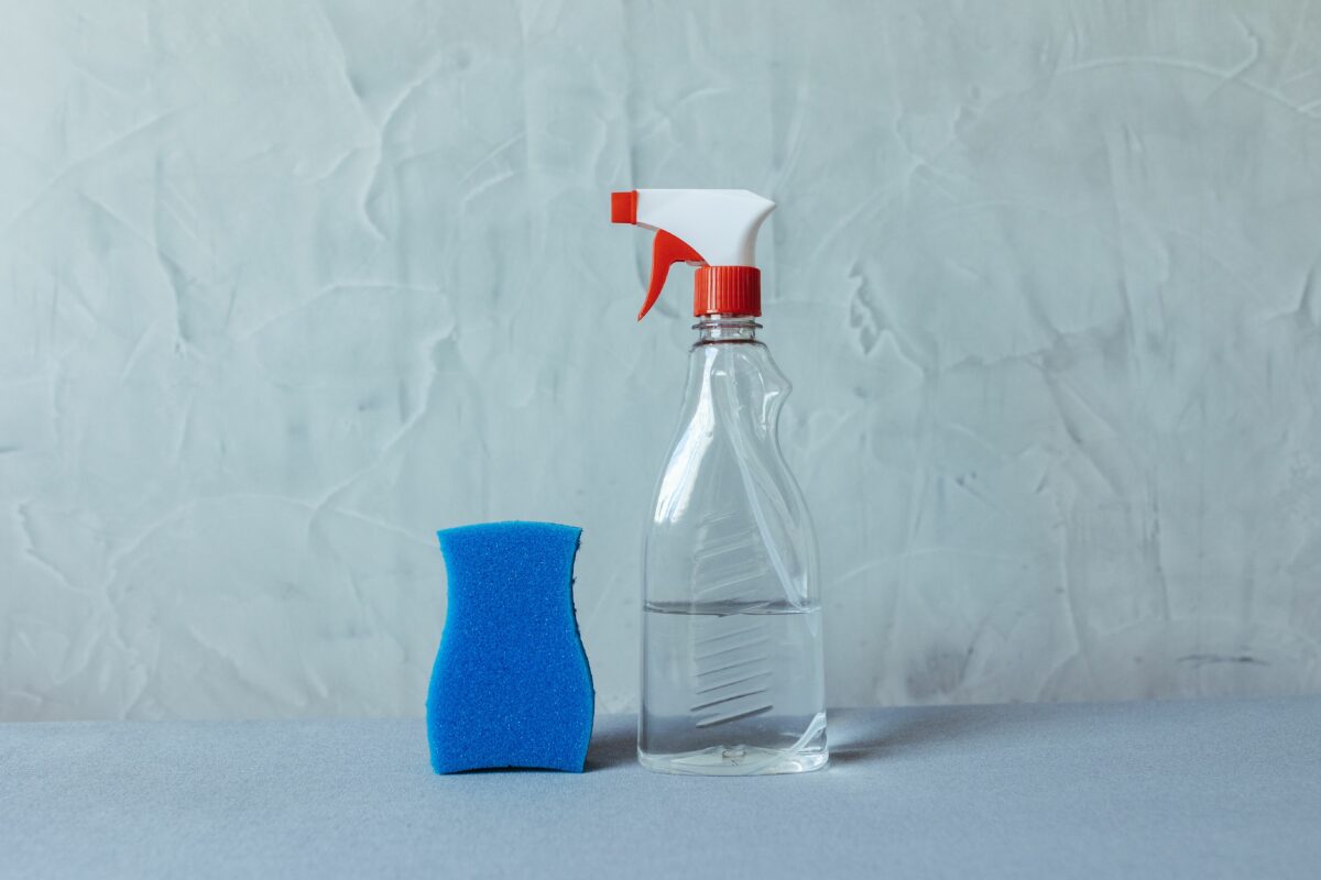 Ecco lo spray antimuffa tutto naturale