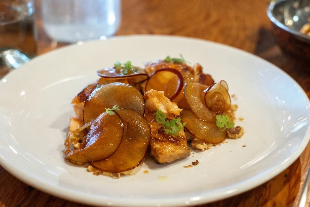 Tofu con patate e funghi