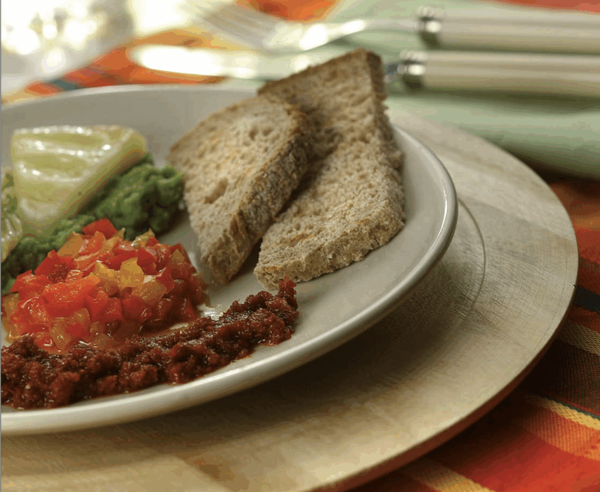 Grigliata di caciocavallo in crema di piselli