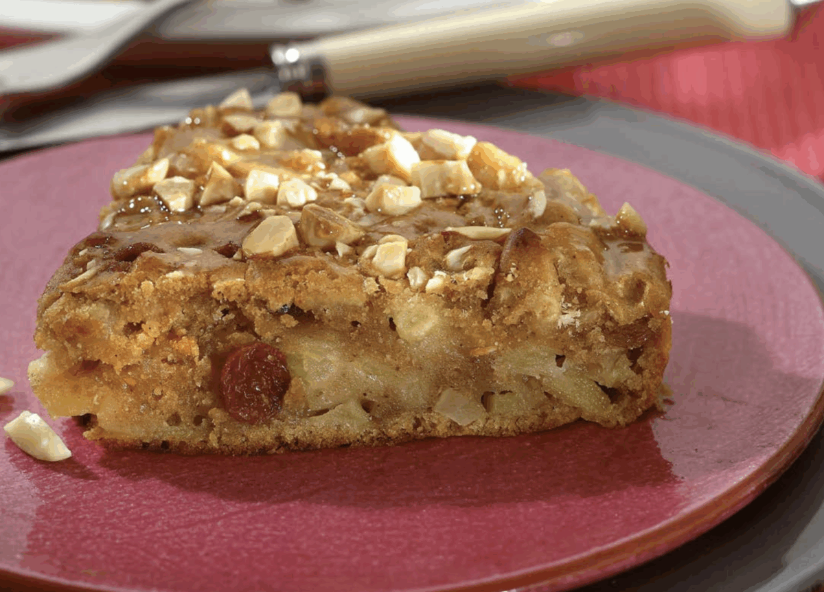 Torta speziata di mele