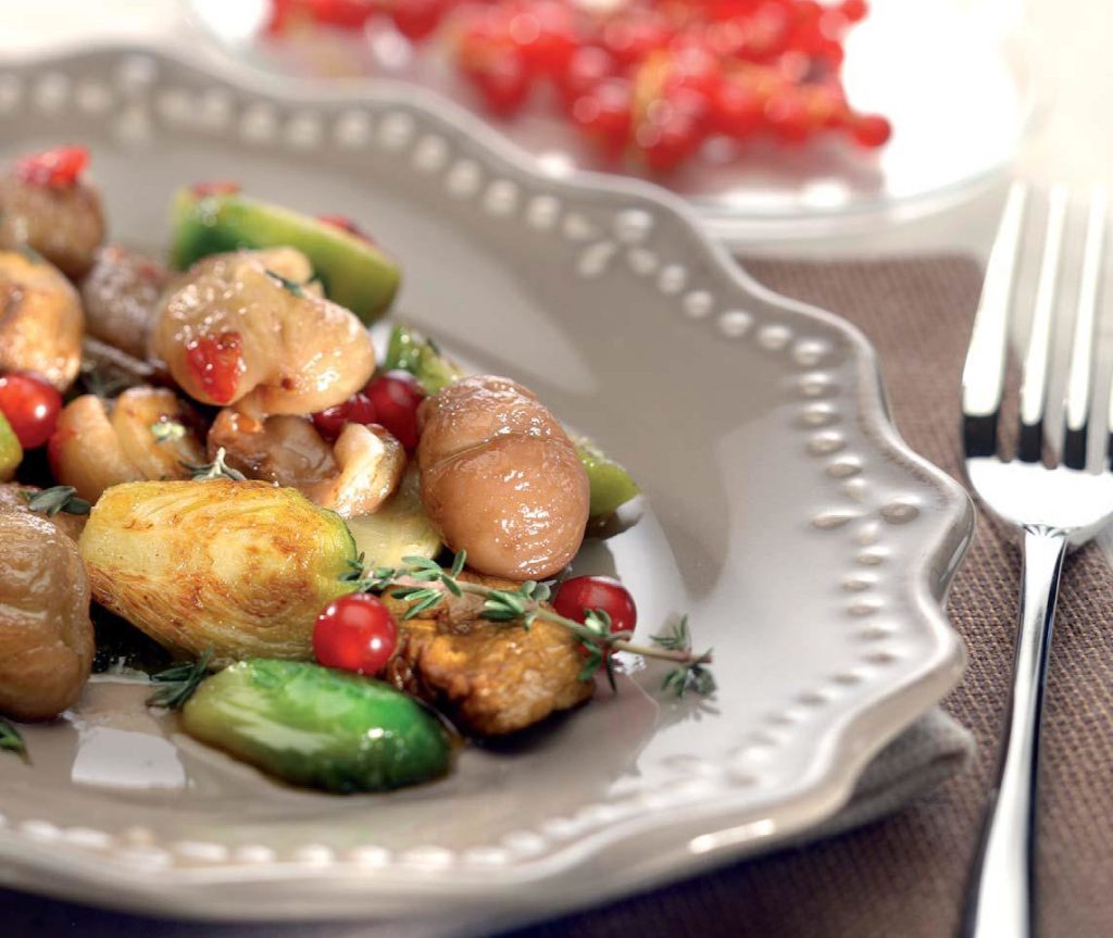 Cavolini di Bruxelles con castagne e ribes