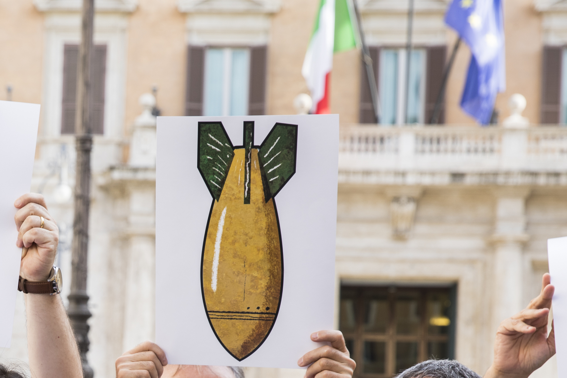 Rete Pace e Disarmo: «Export armi italiane: nel 2020 autorizzati quasi ...