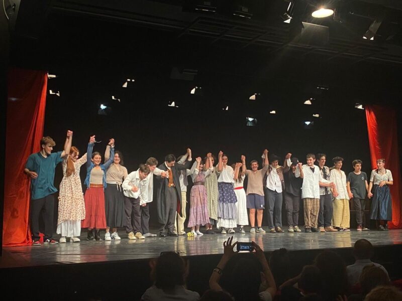 Teatro, arte e bellezza: il liceo parentale a Bologna