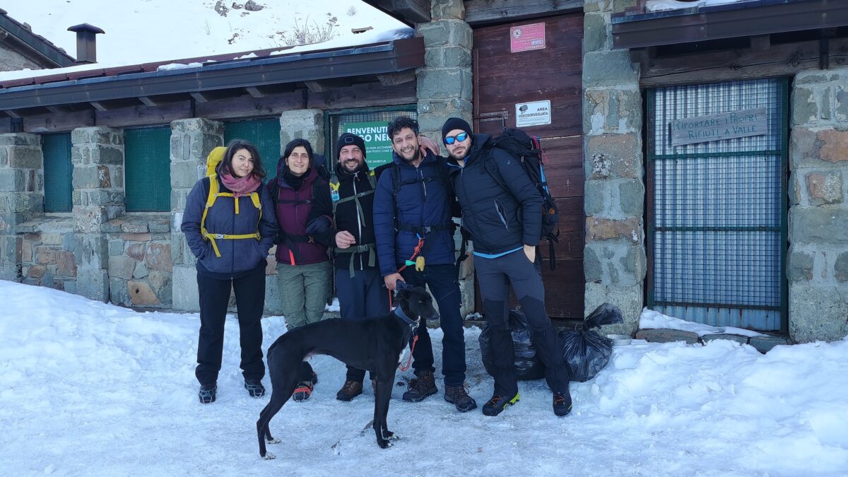 Bivacco Lago Nero: dove la montagna diventa famiglia