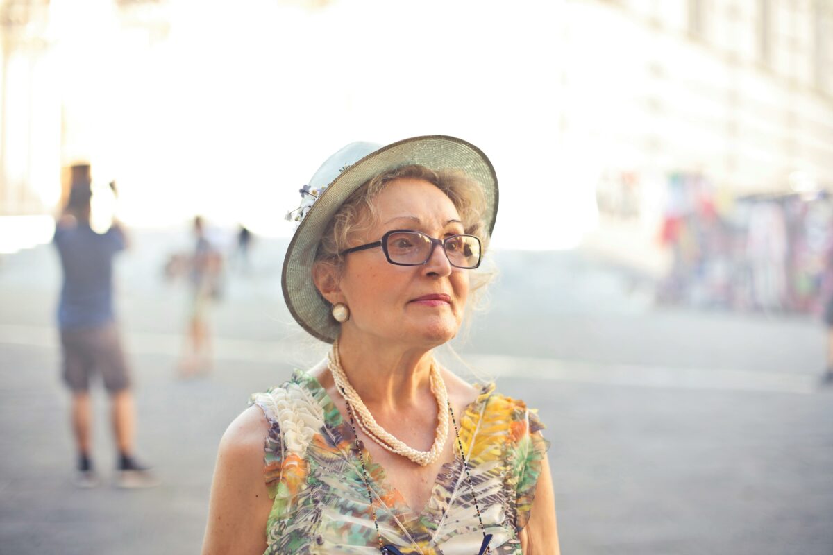 &ldquo;Nonnamaxxing&rdquo;, il nuovo trend: tornare a vivere come le nonne